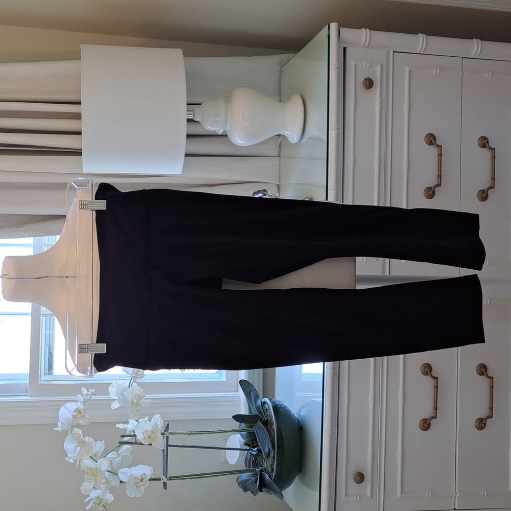 Lululemon Womens Wunder Under Black Crop Athletic Pants 23" Inseam Size 6